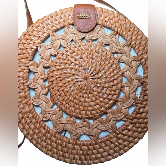 Woven Rattan Circular Bag - Picture 2 of 6